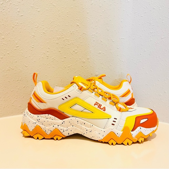 Fila Oakmount Trainer Women’s Low Top Orange Sneakers/Sz:11/NWT - Picture 3 of 16